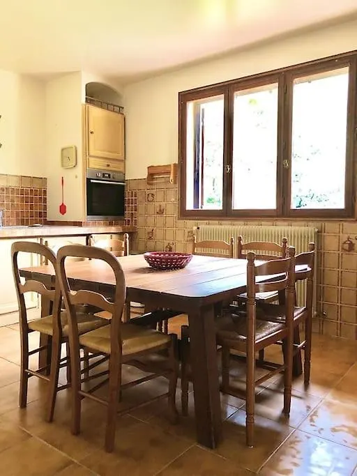 Holiday home Mas Du Gralet, Entre Terre Et Mer Puget-Theniers